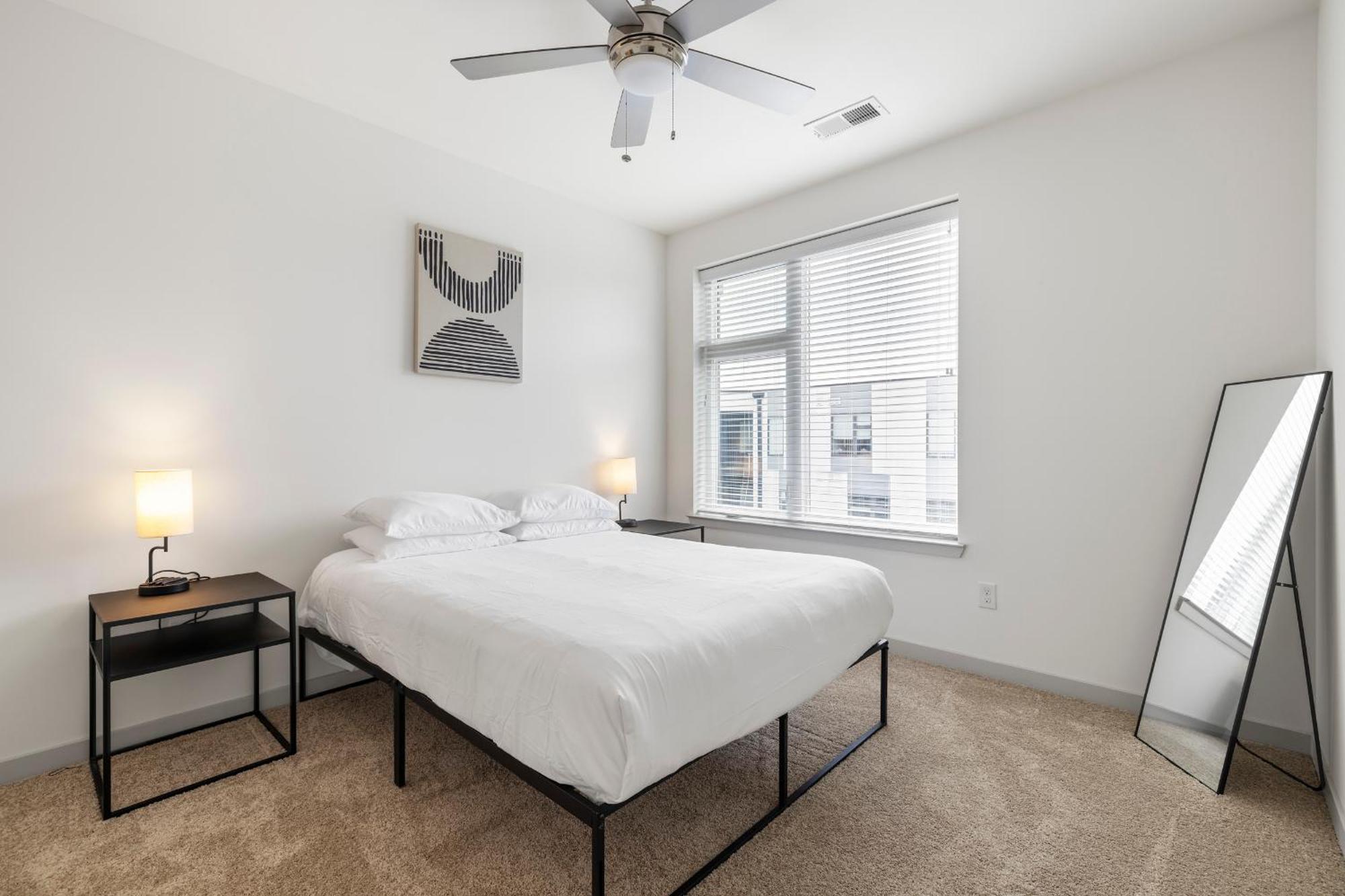 Modern Nulu 2br Cozysuites 10 * Louisville